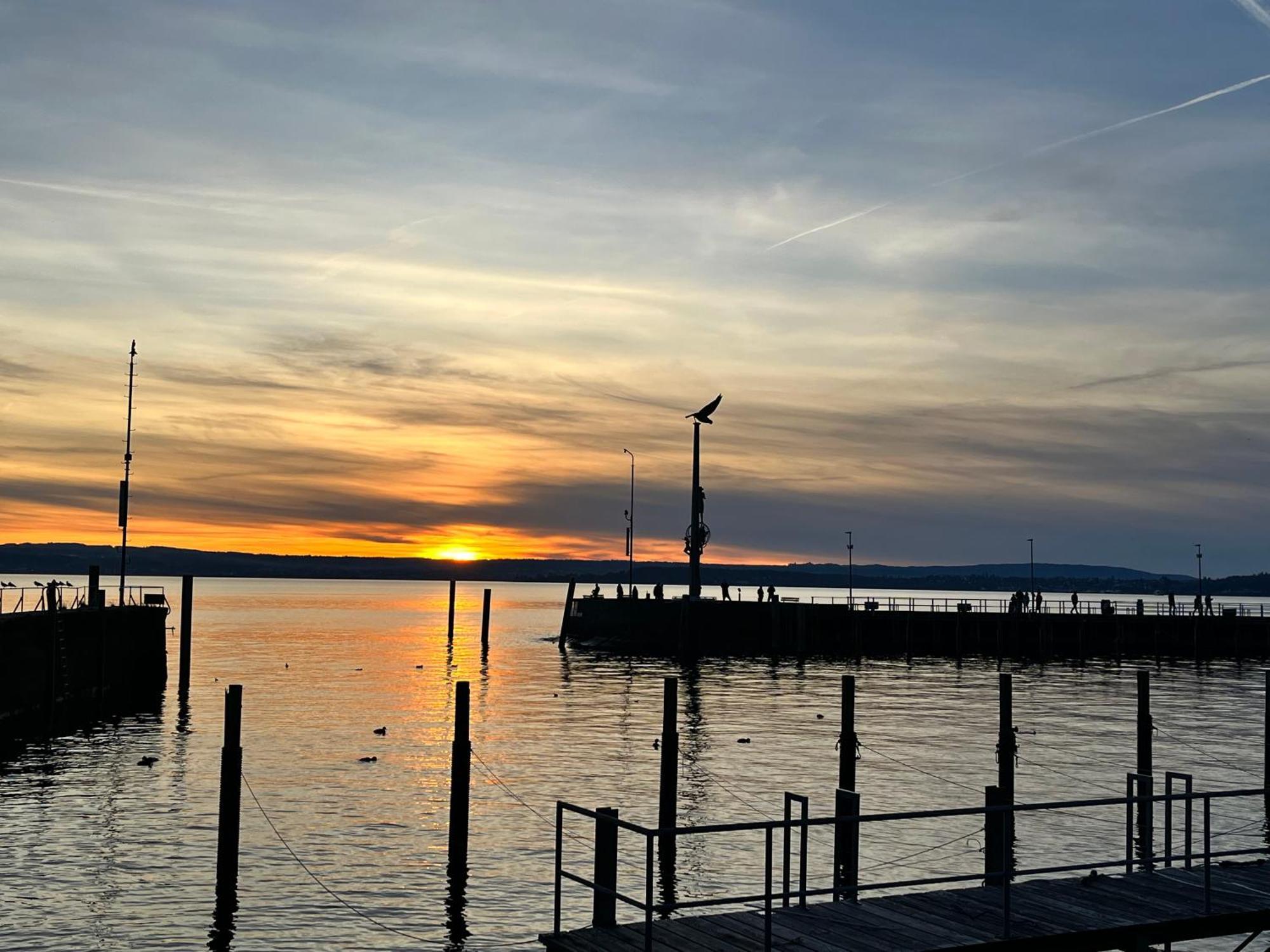 Gaestehaus Am Hafen Meersburg Bagian luar foto