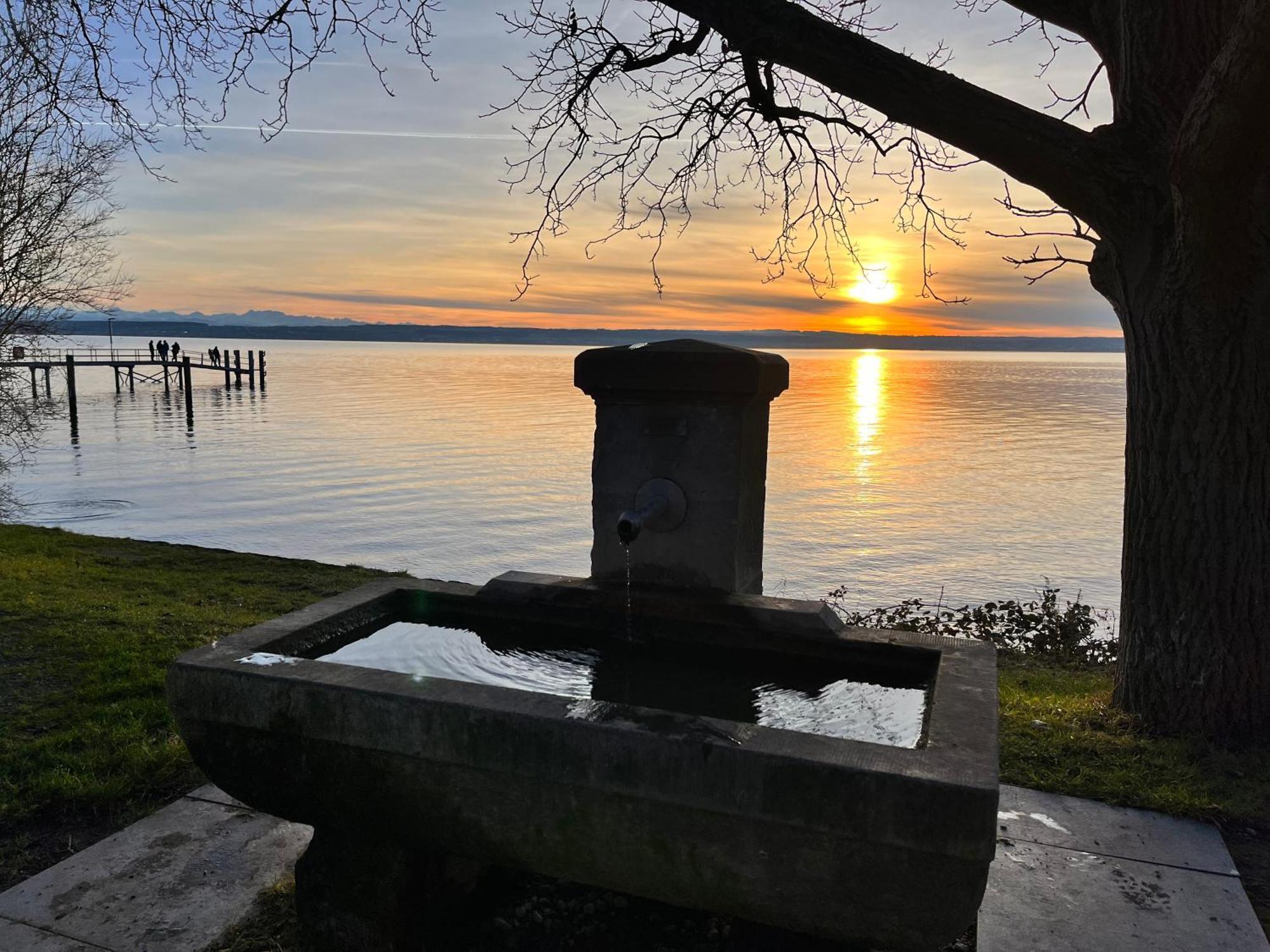 Gaestehaus Am Hafen Meersburg Bagian luar foto